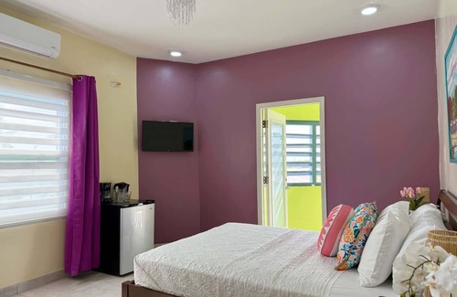 Simpson Bay Hotel | Balcony Room 1 with AC & Rooftop Pool