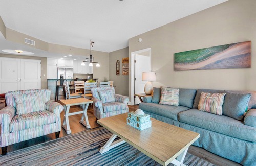 Pensacola Beach Condo | 🏖️Balcony Sound Views-Walk to Beach-Pool-2BR Portofino 1-1306