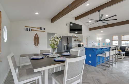 Galveston Apartment | Balcony & Sunset Views: Coastal Port Bolivar Gem