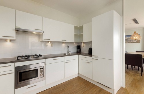 Vissershaven Apartment | Balcony Views by the Sea