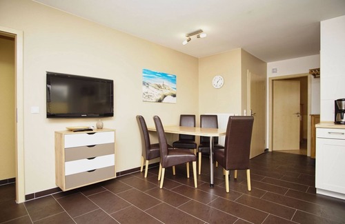 Thiessow Apartment | Balcony with sea view, free swimming pool and sauna - Haus De niege Wech FeWo 03 -