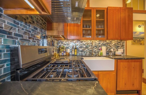 North Egremont Apartment | Baldwin Hill Retreat Guest House