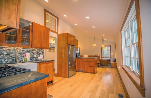 North Egremont Apartment | Baldwin Hill Retreat Guest House