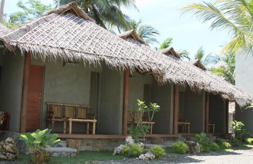 Batu Karas Resort | Bale Karang Cottages