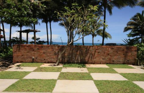 Batu Karas Resort | Bale Karang Cottages