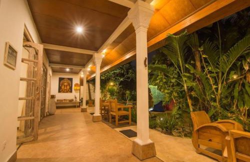 Petitenget House | Bale Seminyak