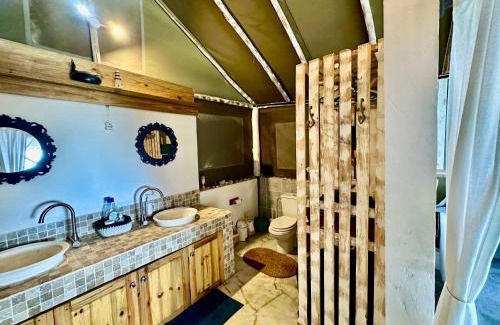 Zitundo Ski Chalet | Baleia Azul Luxury Tent no 7