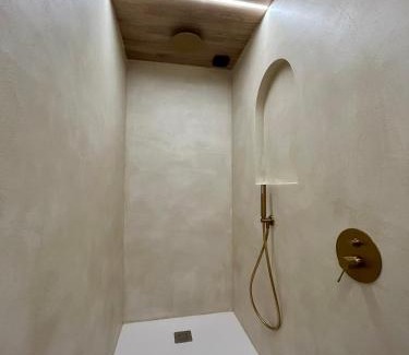 Planfoy Apartment | Bali Suite - Spa Jacuzzi