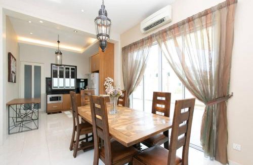 Kampung Sungai Rusa House | BalikPulau Cozy Home 4BR w BBQ