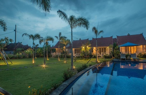 Mushroom Bay Cottage | Balinese Style Wooden Cottage in Nusa Lembongan, Good Location