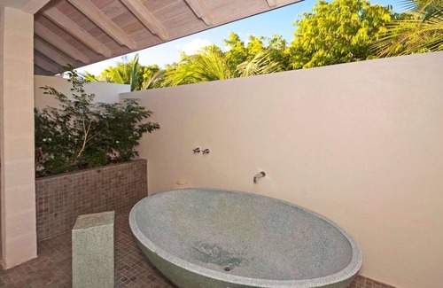 Merlin Bay Villa | Balinese Villa with Ocean Views and Pool - Tom Tom