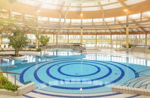 Thiessow Apartment | Balkon mit Meerblick, gratis Nutzung vom AHOI Erlebnisbad und Sauna in Sellin - Haus De niege Wech FeWo 03
