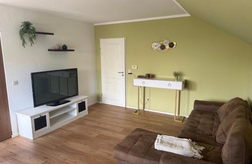 Oldenburg Apartment | Balkon, Ruhe & Nähe zur Innenstadt
