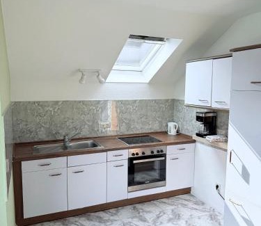Oldenburg Apartment | Balkon, Ruhe & Nähe zur Innenstadt