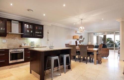 Ballito Apartment | Ballito Manor View 304 - With Generator