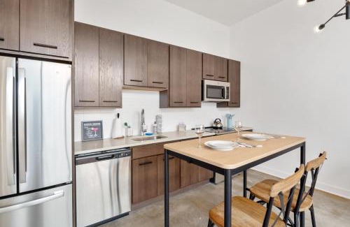 Downtown St. Louis Apartment | Ballpark Luxury Loft steps from Arch