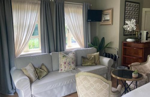 Cuffesgrange House | Ballybur Lodge