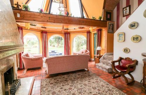 Lady's Island House | Ballysheen House