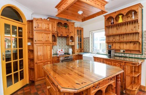 Lady's Island House | Ballysheen House