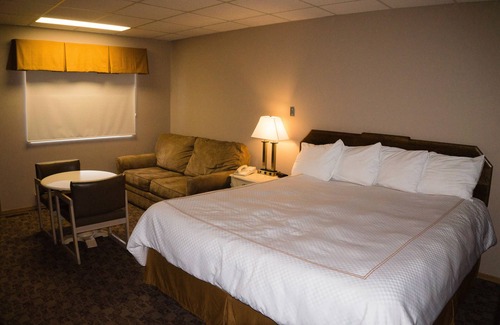 Red Lake Hotel | Balmer Hotel