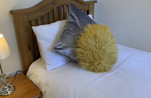 Scaniport House | Balmore Farm House near Lochness