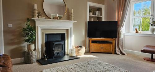 Scaniport House | Balmore Farmhouse near Lochness