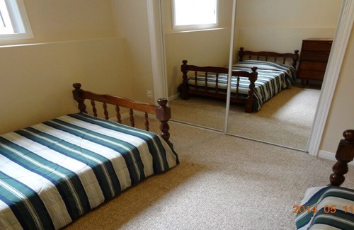 Kawartha Lakes Cottage | Balsam Lake-West Bay Cottage-6+ Bedrooms-Sleeps 16-20-Large Groups, Pet Friendly