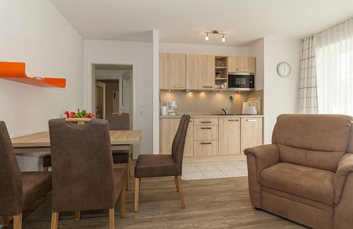 Ostseebad Kuhlungsborn Apartment | Baltic Sea vacation apartment with sunny south-facing balcony and WLAN - only 300 m to the beach! -