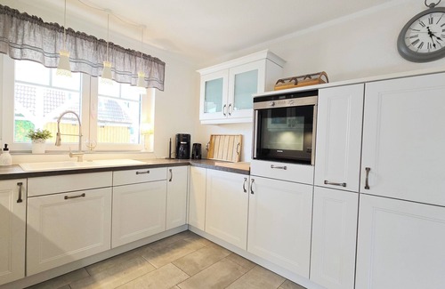 Blekendorf House | Baltic Sea vacation home Lille Hus 220sqm living space and 1,100sqm garden with hot tub