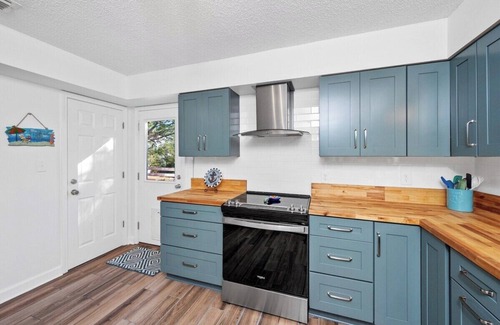 Surf Side Shores House | Bama Beach Dreams Sum
