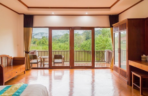 Sop Poeng Hotel | Bamboo Grove Chiang Mai