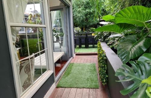 Arncliffe House | Bamboo House, Close to the City & Airport & Train station and Brighton Le Sands Beach