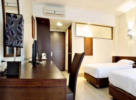 Palmerah Hotel | BAMBOO INN HOTEL & CAFE