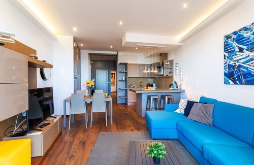 Les Baumettes Apartment | BAMBOO PLAGE AP4220 by Riviera Holiday Homes