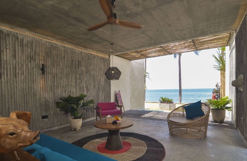 Tejakula Villa | Bamboo Private Pool and Bathub