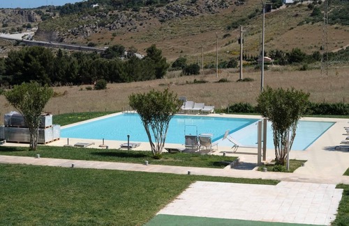 Macari Villa | Bambu House with swimming pool in Macari