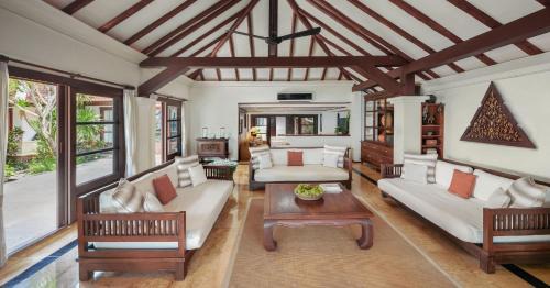 Bophut Villa | Ban Haad Sai - Beachfront Private Villa
