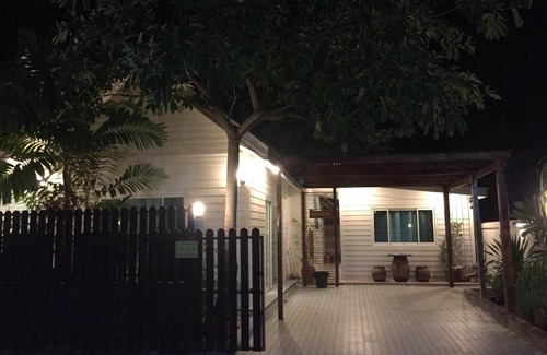 Hat Chao Samran House | Ban Pak Pon