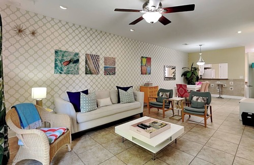 Sunset Pass House | Banana Bay Townhome 6075 | Pet-Friendly, Short Drive to Beach, On-Site Amenities