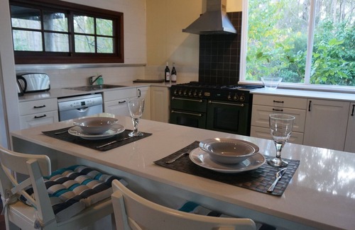 Margaret River House | Banana Pancakes - Walk to Town