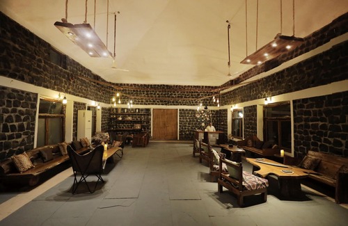 Tala Resort | Bandhavgarh Meadows