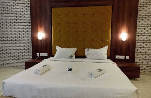 Gundlupet Hotel | Bandipur Heritage Village Resort