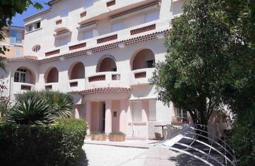 Bandol Apartment | BANDOL: ÉLÉGANT et COSY 2 PIÈCES, PROCHE VILLE et PLAGE