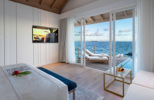 Bandos Island Resort | Bandos Maldives - One Way Transfer FREE for stays from 1st May till 30th Sept 2025 for Bookings from 16 Apr 2025