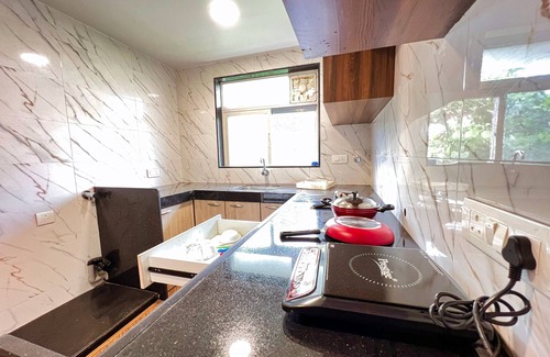 Bandra West Apartment | "Bandra's Premium Luxury: Your Premium 2 BHK Duplex Awaits" 2 kms to JIO