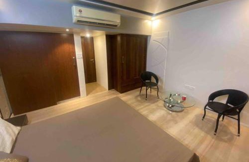 Bandra West Apartment | Bandra’s Prime luxurious 2 BHK