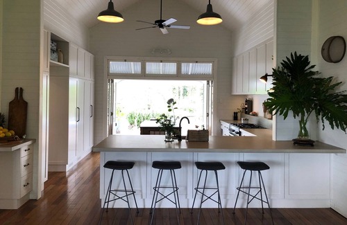 Bangalow House | Bangalow View - Classic, simple and relaxed living