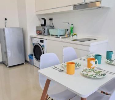 Kampung Kerinchi Apartment | Bangsar South Apartment by Sarah's Lodge @ SouthLink Lifestyle Apartment
