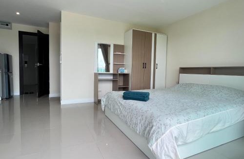 Bang Sare Apartment | Bangsaray Beach Condo B619 บางเสร่ บีช