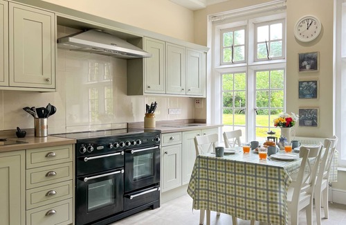 Carlisle Cottage | Bank House Longtown - a cottage that sleeps 30 guests in 15 bedrooms